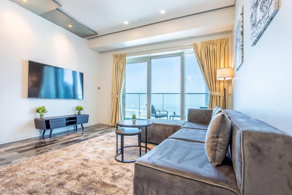 Buy fendi high-rise discount apartments united arab emirates